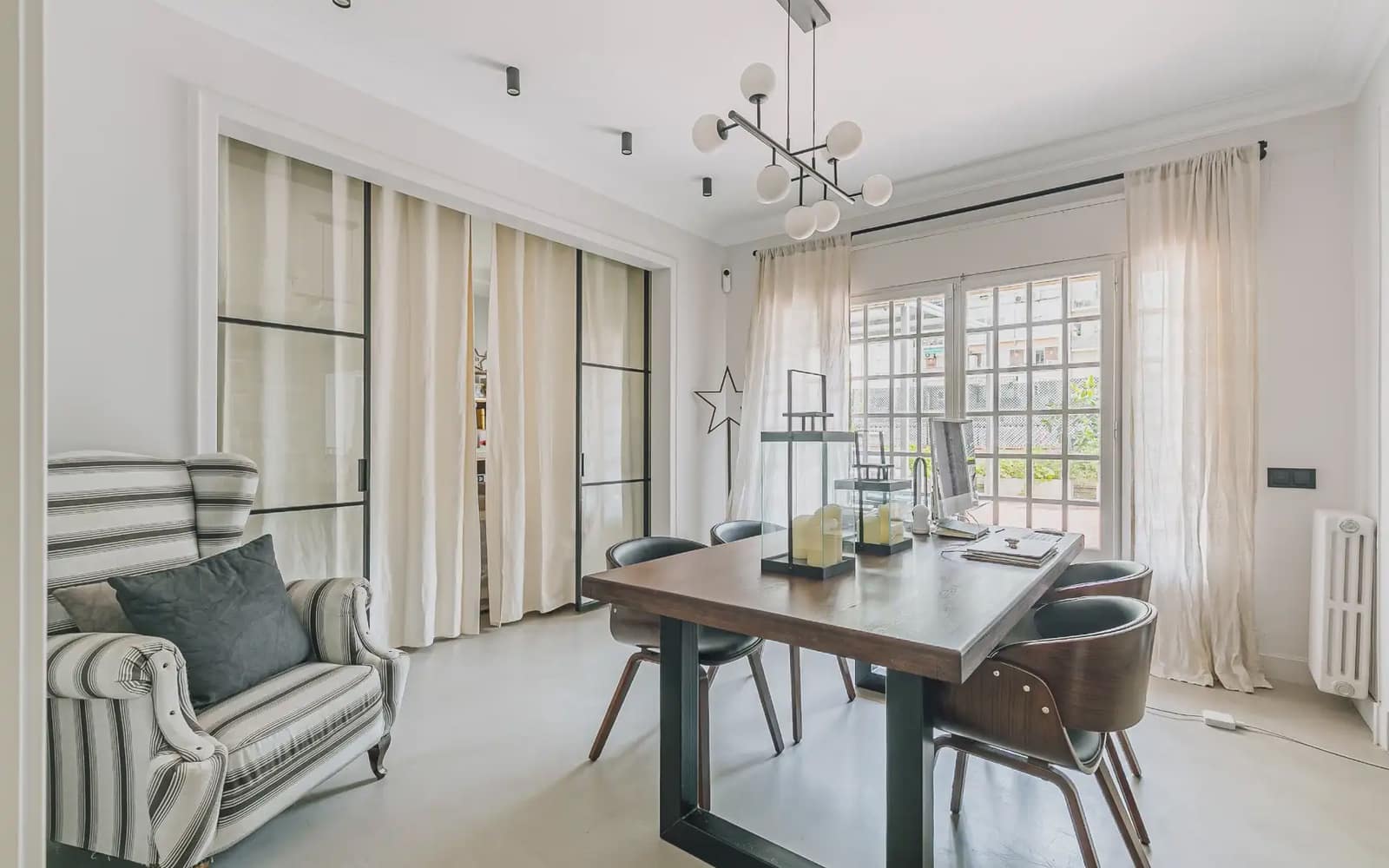 Piso de 3 habitaciones en Barcelona ciudad en venta - 1.395.000 € (Ref: 9890629)