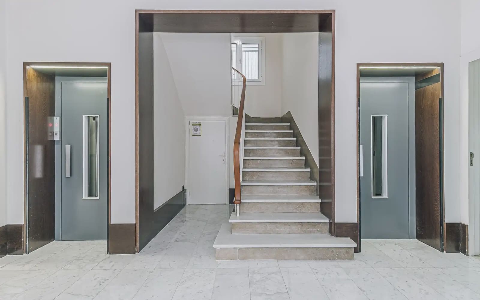 Piso de 3 habitaciones en Barcelona ciudad en venta - 1.395.000 € (Ref: 9890629)