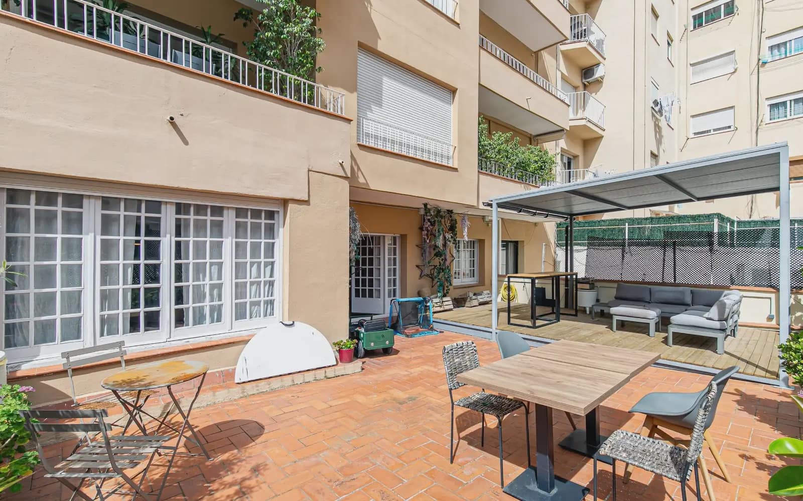 Piso de 3 habitaciones en Barcelona ciudad en venta - 1.395.000 € (Ref: 9890629)