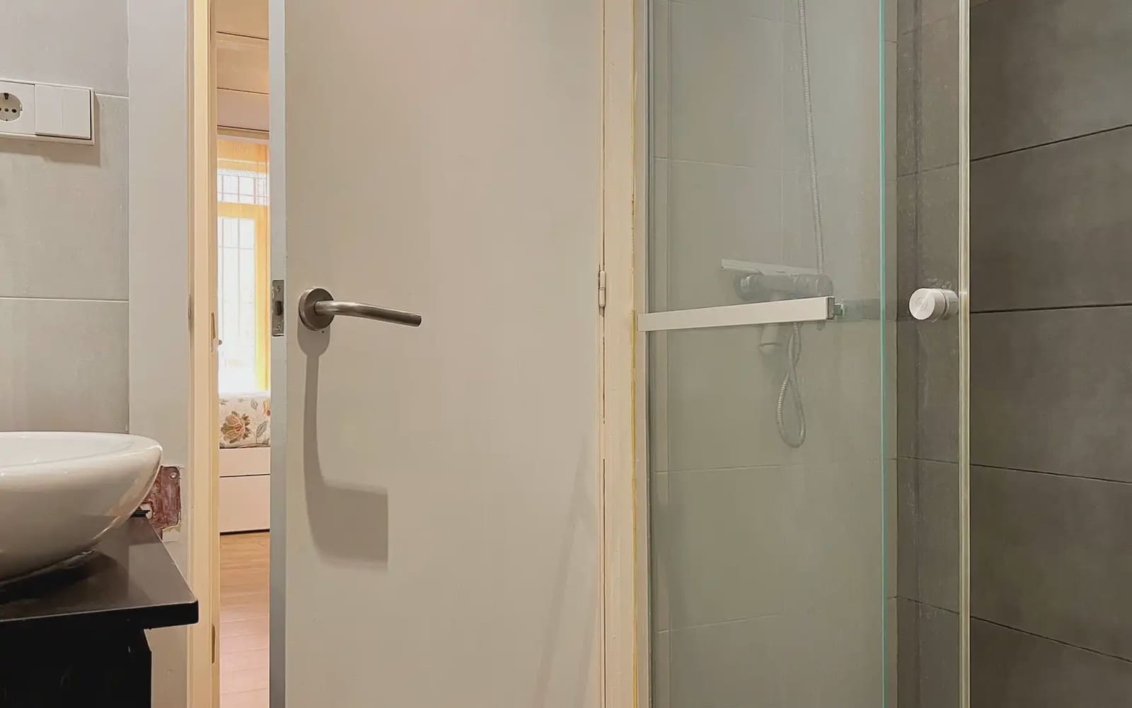 1 sypialnia Mieszkanie na sprzedaż w Miasto Barcelona - 330 000 € (Ref: 9890689)