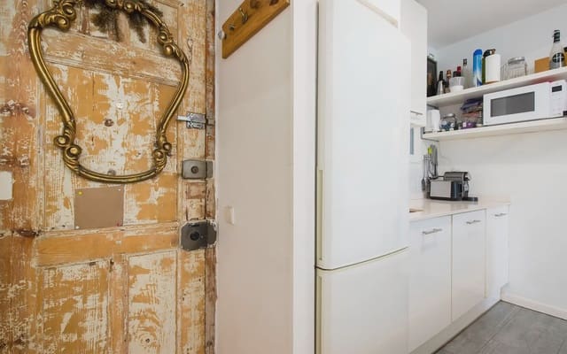 1 sypialnia Mieszkanie na sprzedaż w El Raval, Miasto Barcelona - 330 000 € (Ref: 9890689)