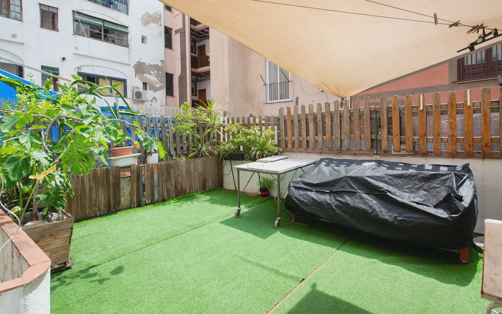 1 sypialnia Mieszkanie na sprzedaż w Miasto Barcelona - 330 000 € (Ref: 9890689)