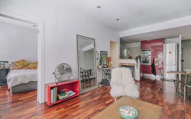 3 makuuhuone Asunto myytävänä paikassa El Guinardó, Barcelona kaupunki - 325 000 € (Ref: 9893095)