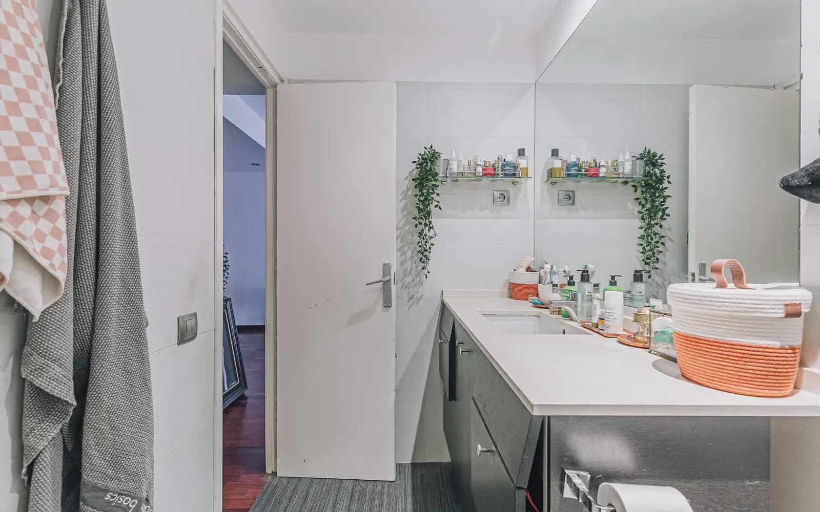 3 makuuhuone Asunto myytävänä paikassa Barcelona kaupunki - 325 000 € (Ref: 9893095)