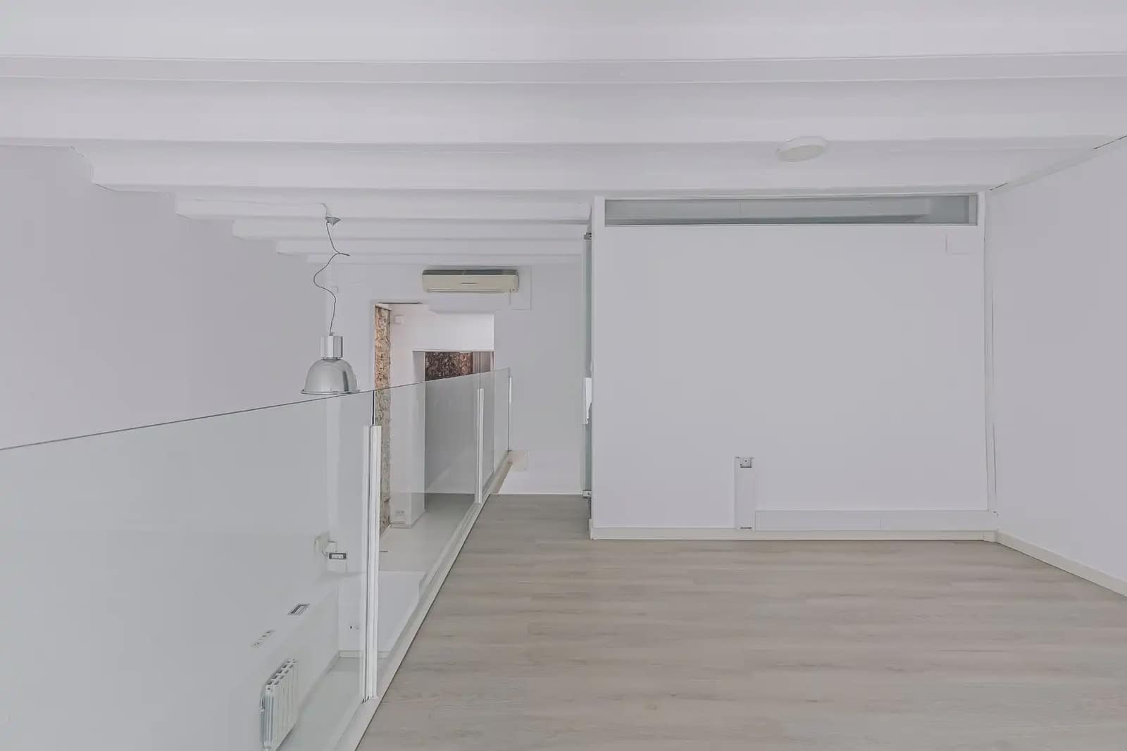 Bureau à louer à Barcelone ville - 1 650 € (Ref: 9897045)