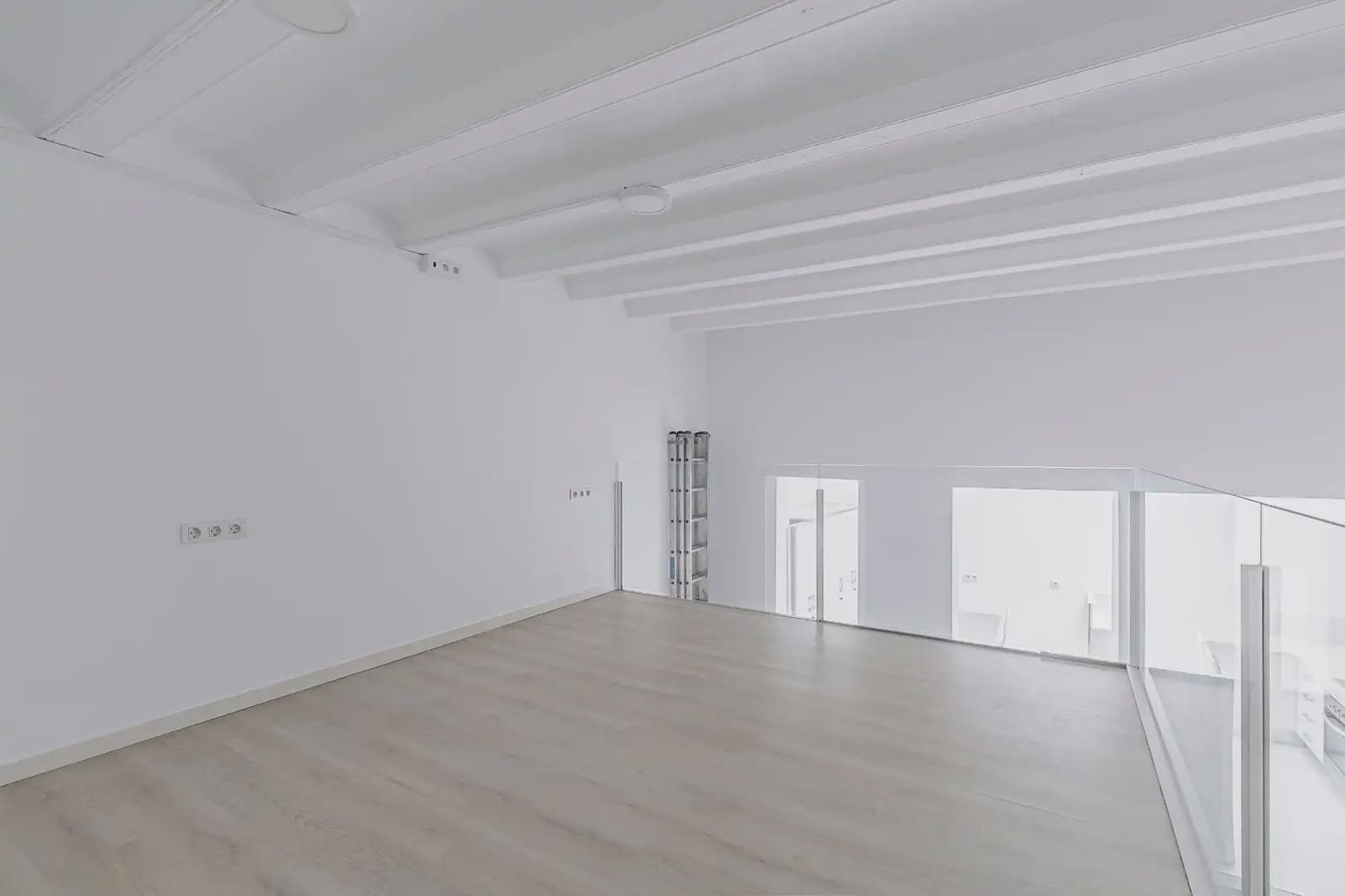 Bureau à louer à Barcelone ville - 1 650 € (Ref: 9897045)