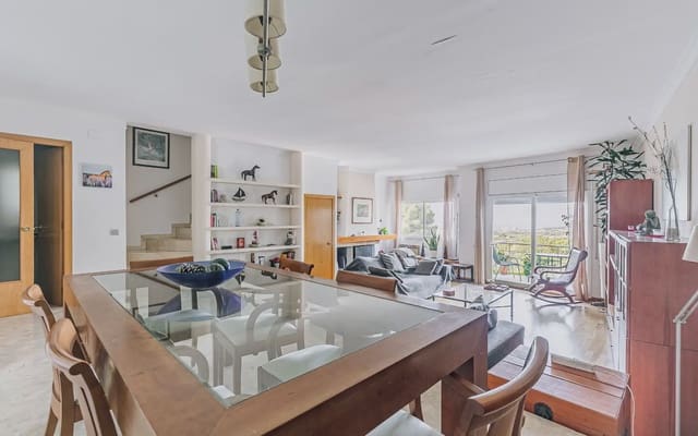 4 camera da letto Villetta a Schiera in vendita in Vilassar de Dalt - 595.000 € (Rif: 9897049)
