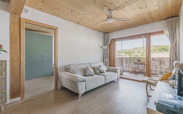3 Zimmer Wohnung zu verkaufen in Dosrius mit Pool Garage - 359.000 € (Ref: 9902484)