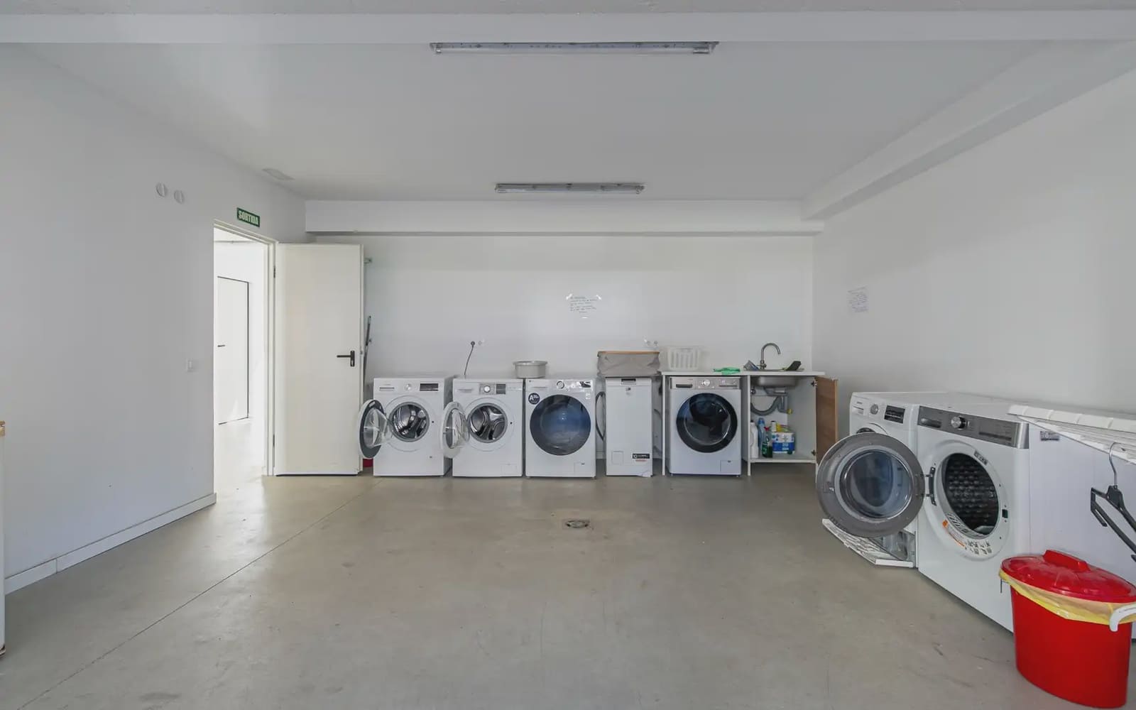 3 Zimmer Wohnung zu verkaufen in Dosrius mit Pool Garage - 359.000 € (Ref: 9902484)