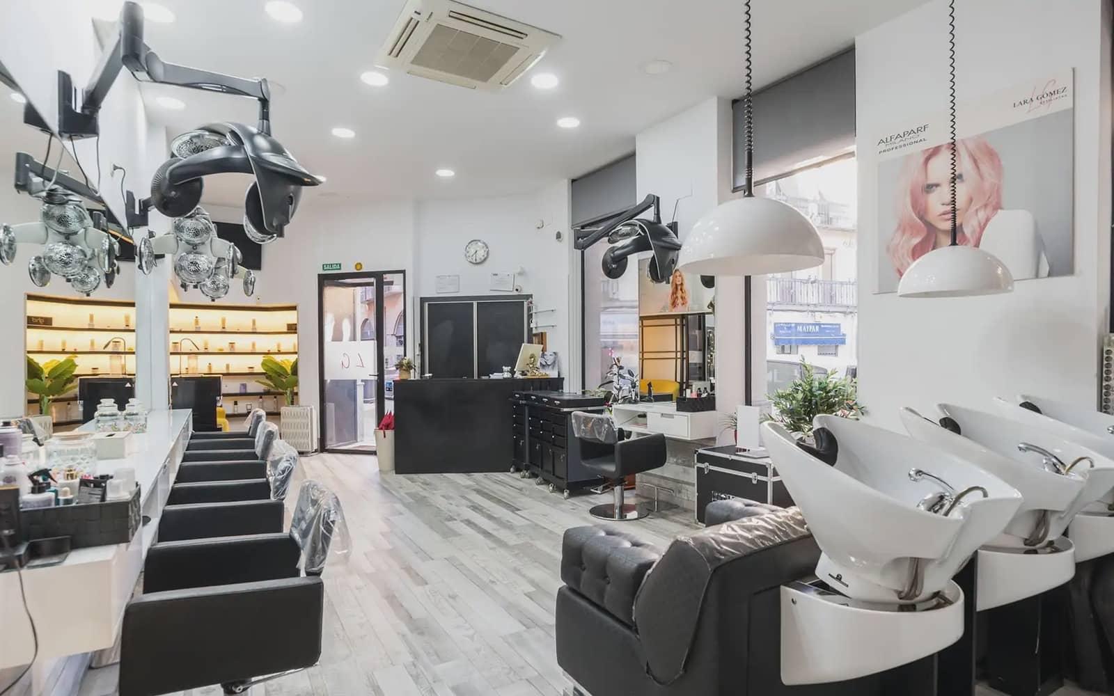 Kommersiell til salgs i Madrid by - € 740 000 (Ref: 9904964)