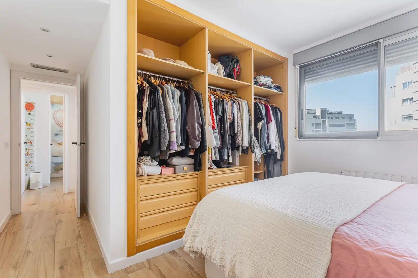 3 bedroom Apartment for sale in Valencia city with pool garage - € 623,000 (Ref: 9905277)