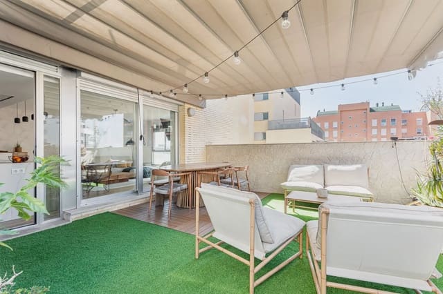 3 bedroom Apartment for sale in Sant Pau, Valencia city with pool garage - € 623,000 (Ref: 9905277)