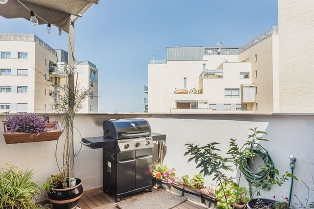 3 bedroom Apartment for sale in Sant Pau, Valencia city with pool garage - € 623,000 (Ref: 9905277)
