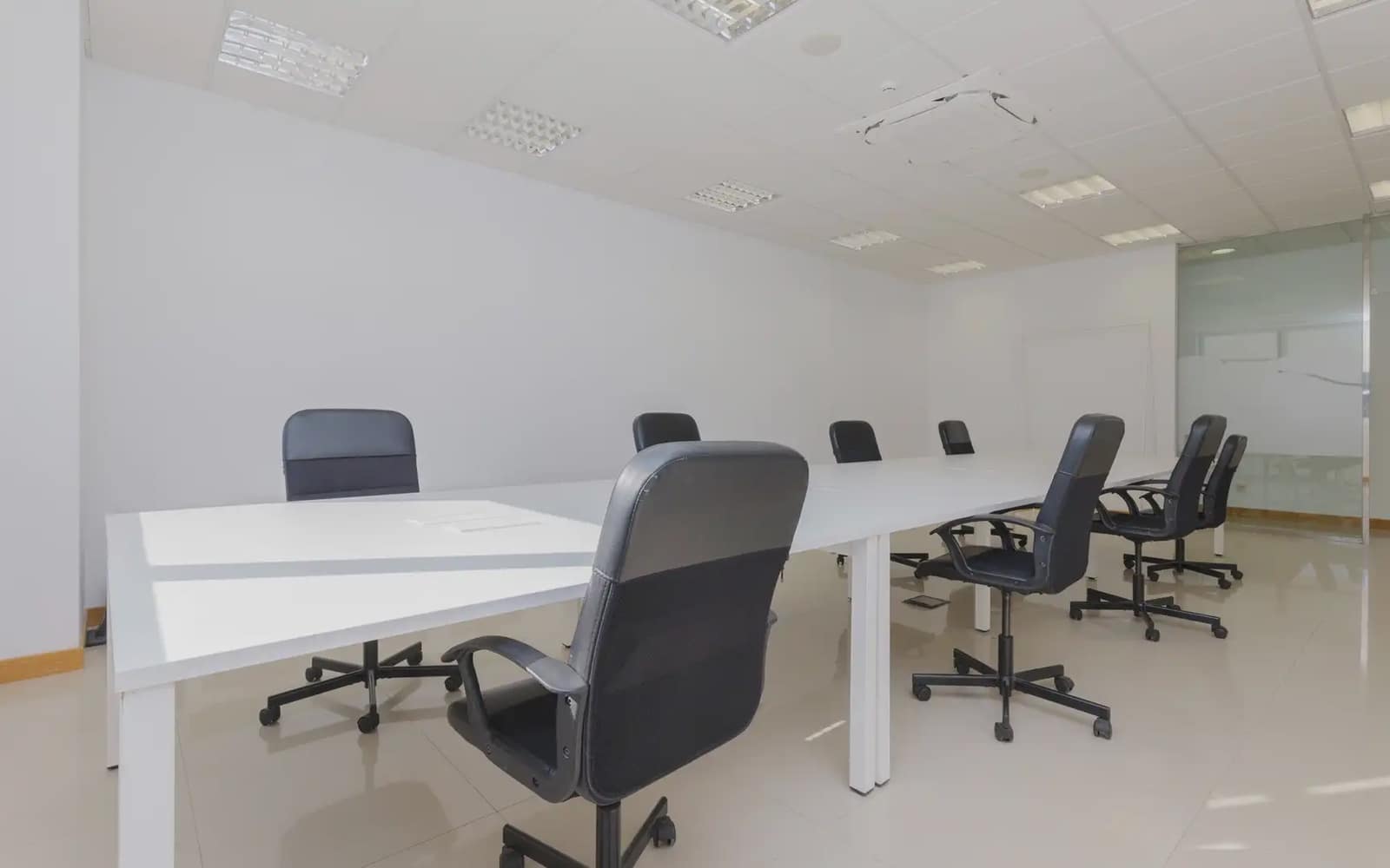Oficina en Madrid ciudad en alquiler - 1.200 € (Ref: 9911984)