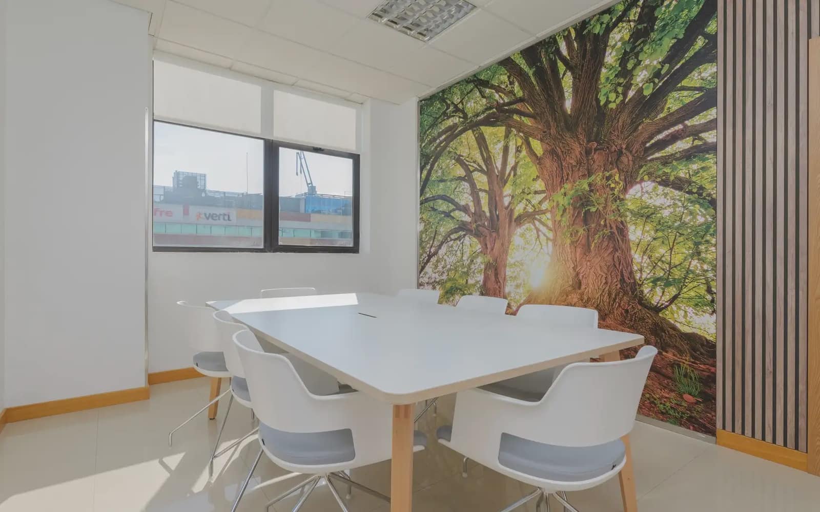 Oficina en Madrid ciudad en alquiler - 1.200 € (Ref: 9911984)