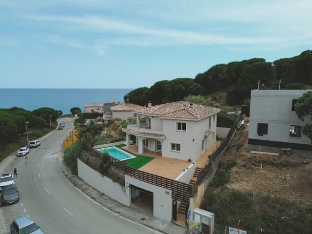 5 camera da letto Villa in vendita in Sant Pol de Mar con piscina garage - 760.000 € (Rif: 9911987)