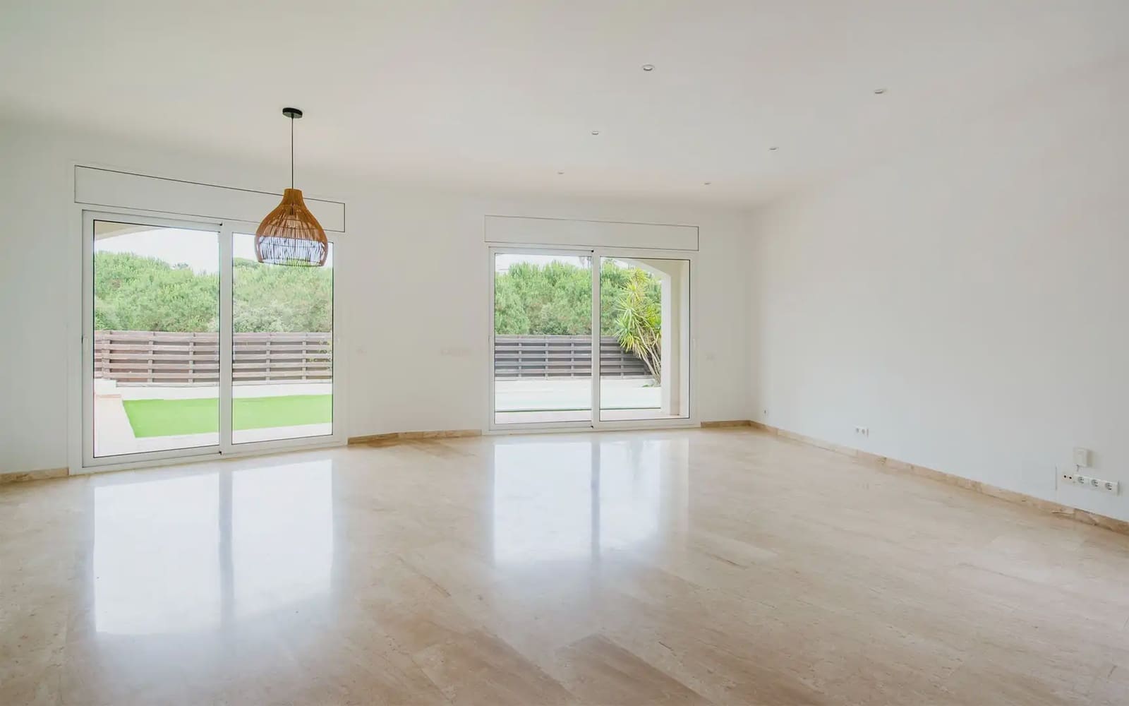 5 camera da letto Villa in vendita in Sant Pol de Mar con piscina garage - 760.000 € (Rif: 9911987)