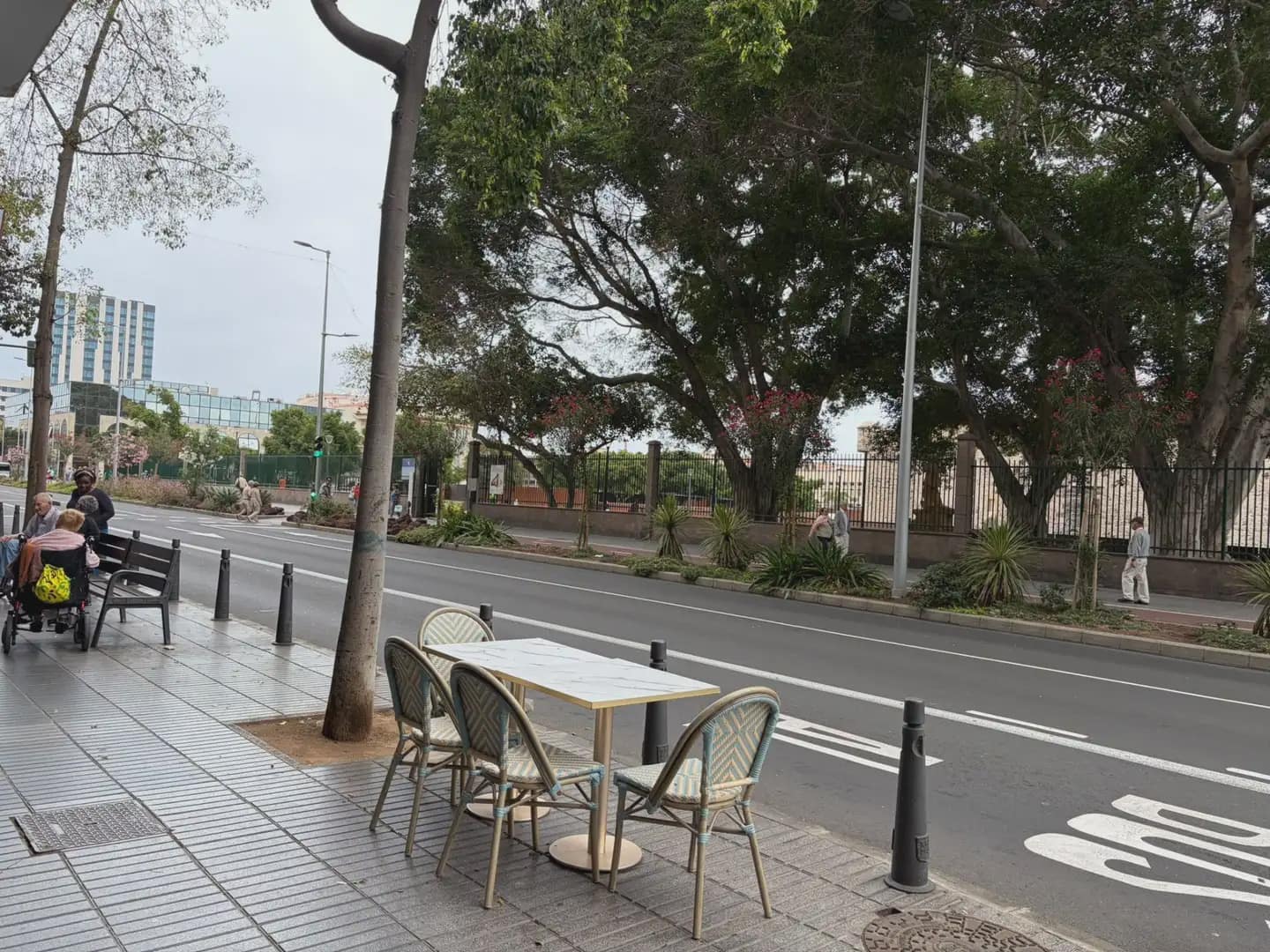 Komercyjne na sprzedaż w Las Palmas de Gran Canaria - 55 000 € (Ref: 9912251)