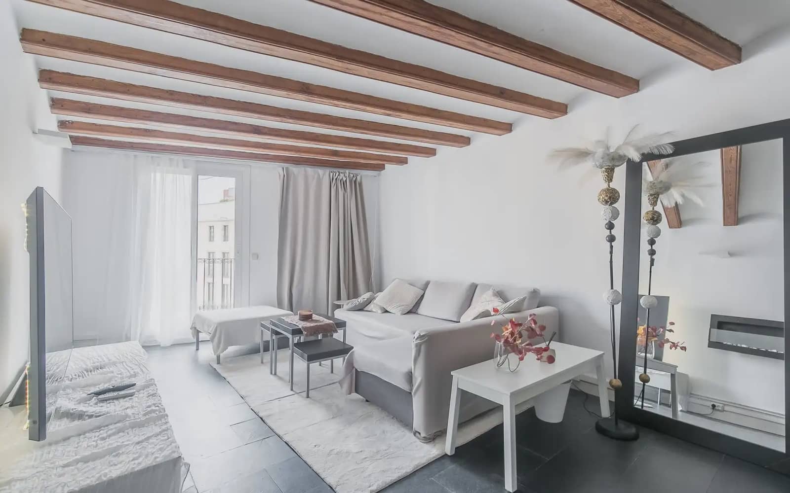 1 bedroom Penthouse for rent in Barcelona city - € 1,355 (Ref: 9913781)