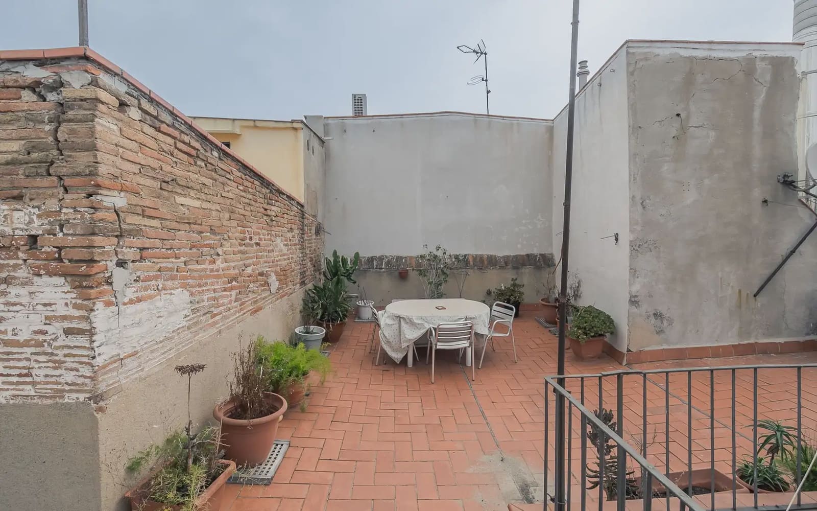 1 bedroom Penthouse for rent in Barcelona city - € 1,355 (Ref: 9913781)