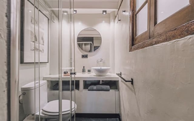 Kaupallinen myytävänä paikassa Sant Pere, Santa Caterina i La Ribera, Barcelona kaupunki - 269 000 € (Ref: 9915030)