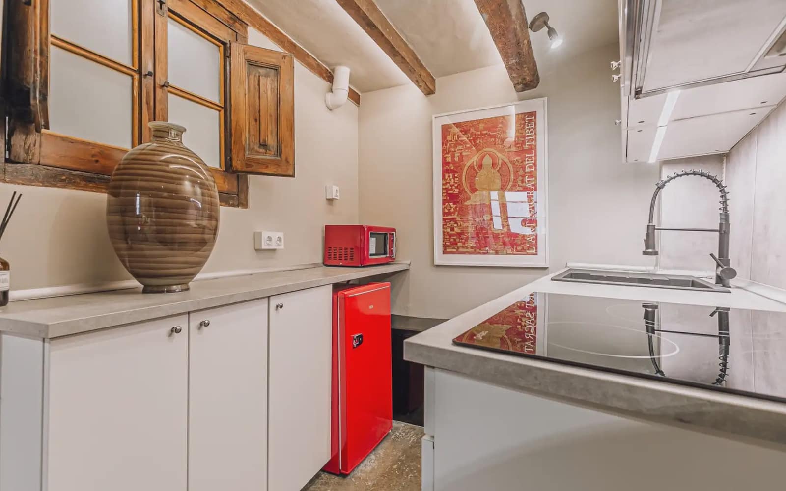 Kaupallinen myytävänä paikassa Barcelona kaupunki - 269 000 € (Ref: 9915030)