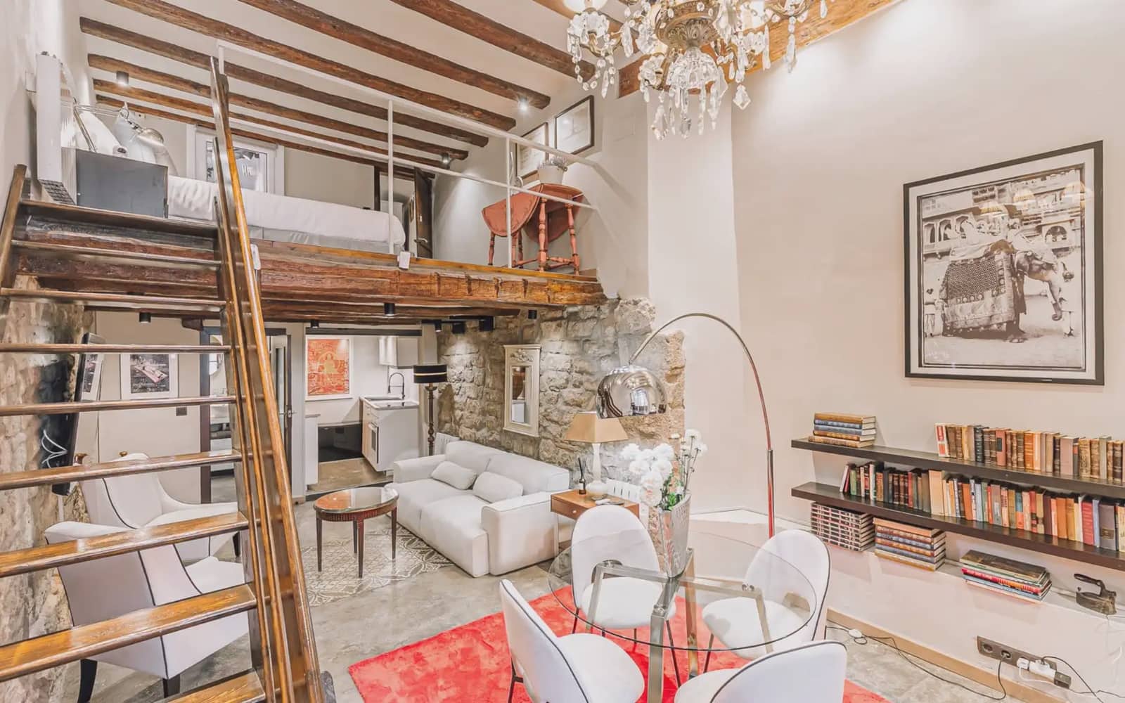 Kaupallinen myytävänä paikassa Barcelona kaupunki - 269 000 € (Ref: 9915030)
