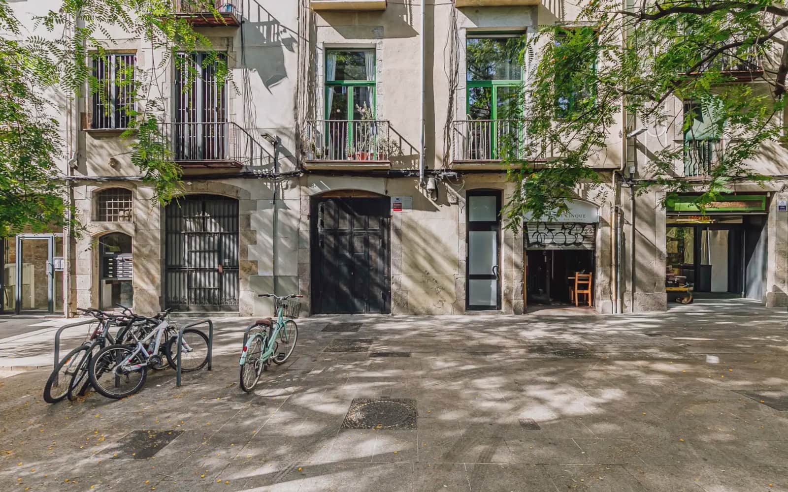 Kaupallinen myytävänä paikassa Barcelona kaupunki - 269 000 € (Ref: 9915030)
