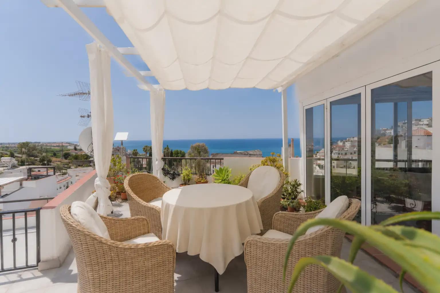 4 Zimmer Haus zu verkaufen in Salobrena - 315.000 € (Ref: 9915031)