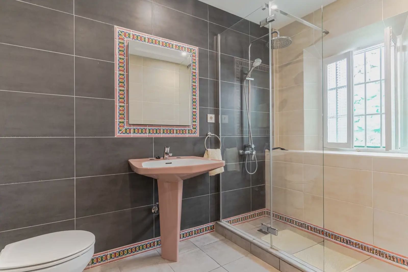 4 Zimmer Haus zu verkaufen in Salobrena - 315.000 € (Ref: 9915031)