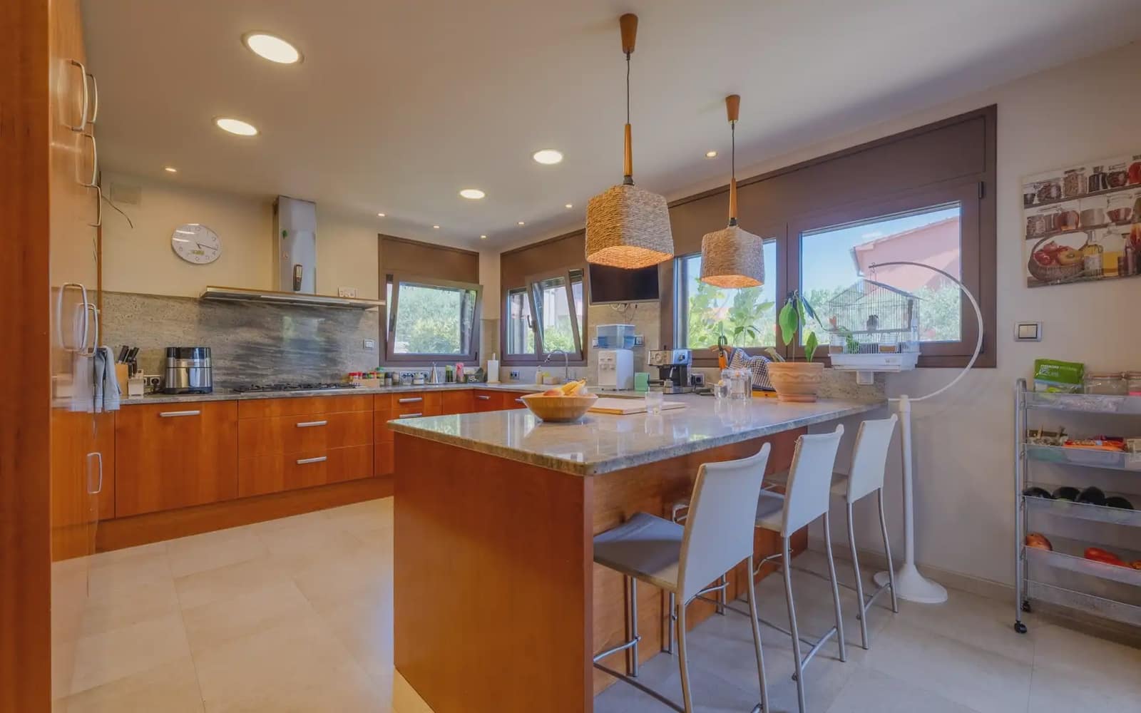 4 bedroom Villa for sale in La Bisbal d'Emporda with garage - € 600,000 (Ref: 9919018)