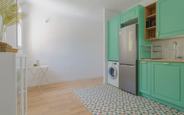 Appartement de 2 chambres à louer à El Viso, Madrid ville - 2 100 € (Ref: 9919104)