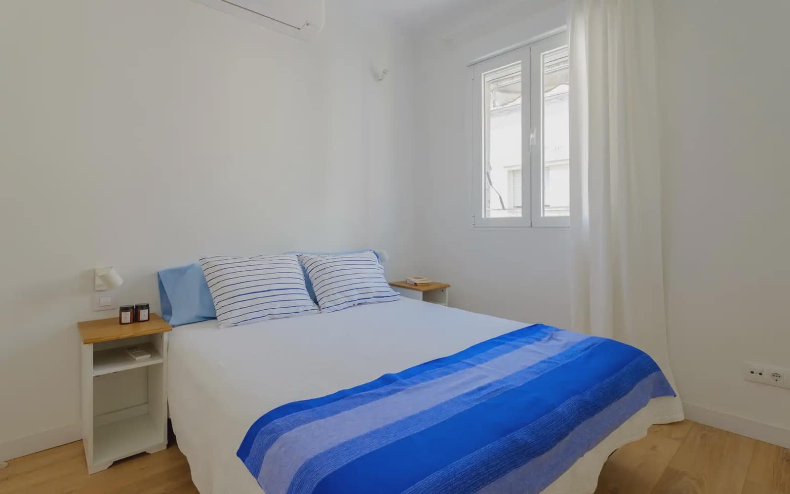 Appartement de 2 chambres à louer à Madrid ville - 2 100 € (Ref: 9919104)
