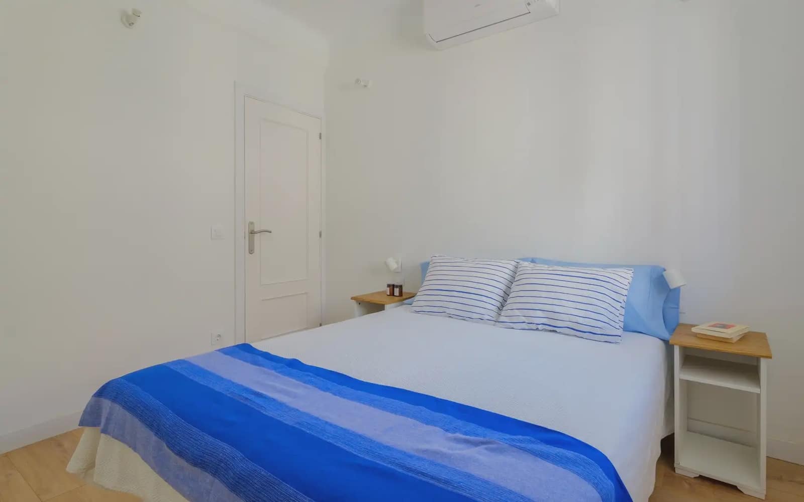 Appartement de 2 chambres à louer à Madrid ville - 2 100 € (Ref: 9919104)