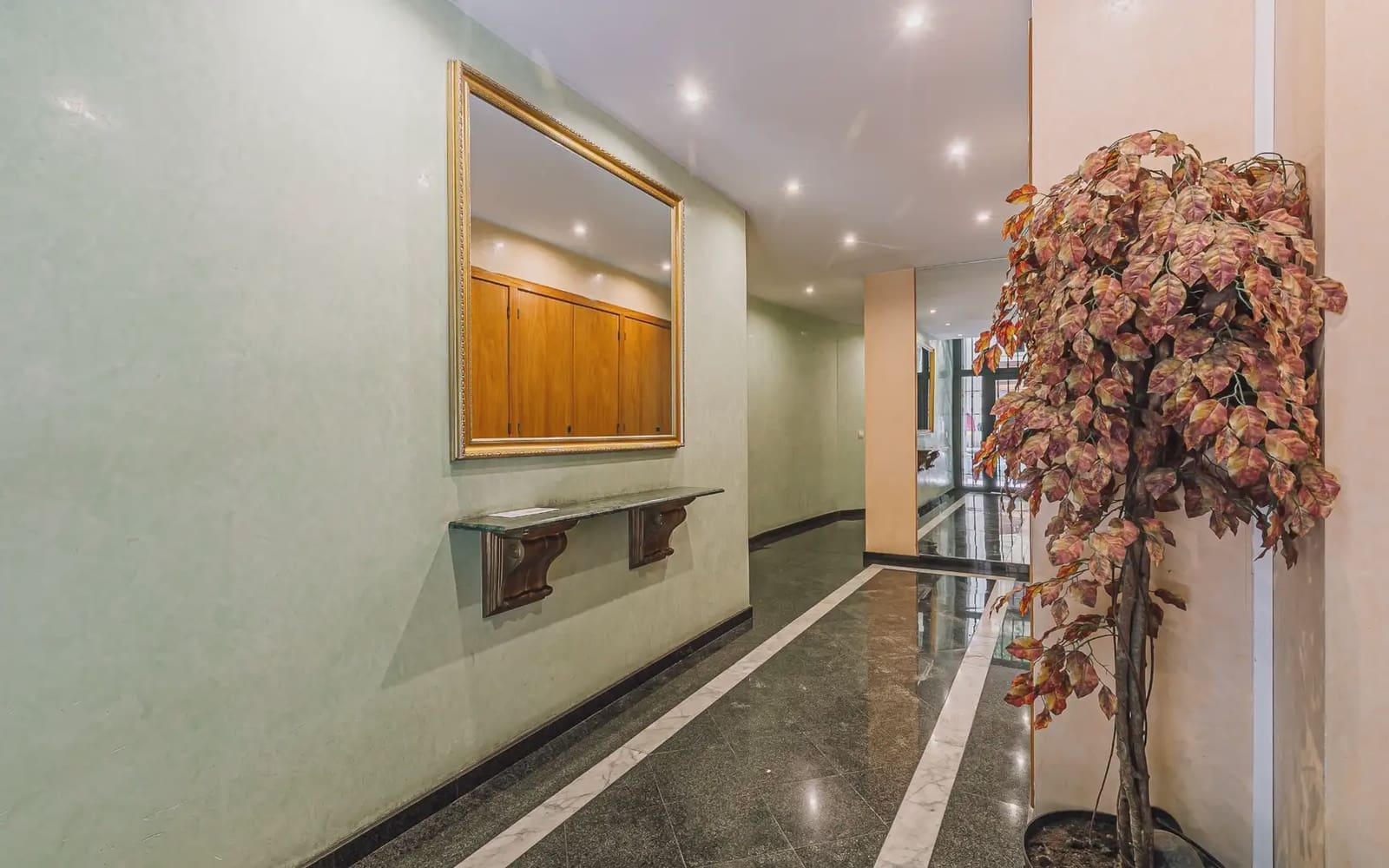 3 slaapkamer Appartement te koop in Barcelona stad - € 650.000 (Ref: 9919105)