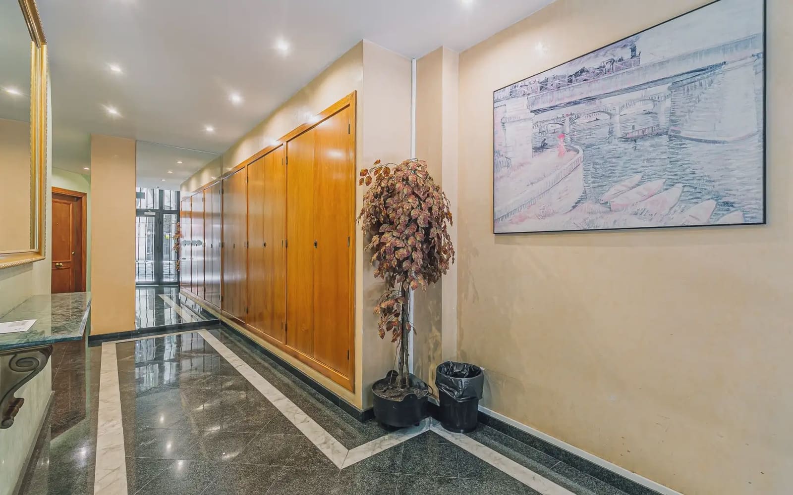 3 slaapkamer Appartement te koop in Barcelona stad - € 650.000 (Ref: 9919105)