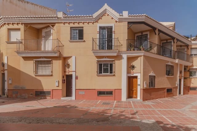 3 bedroom Townhouse for sale in Motril with garage - € 280,000 (Ref: 9921101)