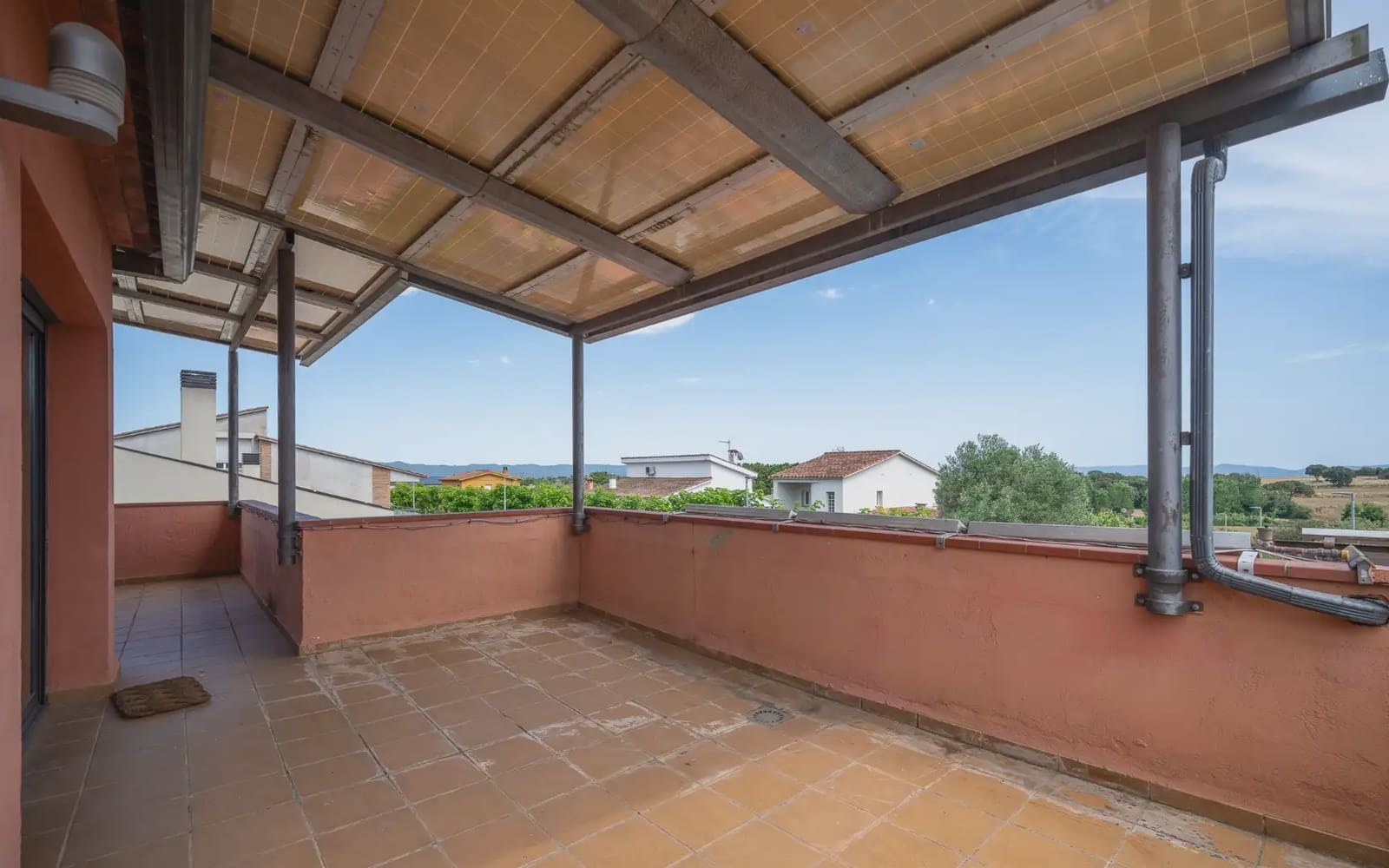4 sypialnia Willa na sprzedaż w Aiguaviva z basenem garażem - 789 000 € (Ref: 9921102)