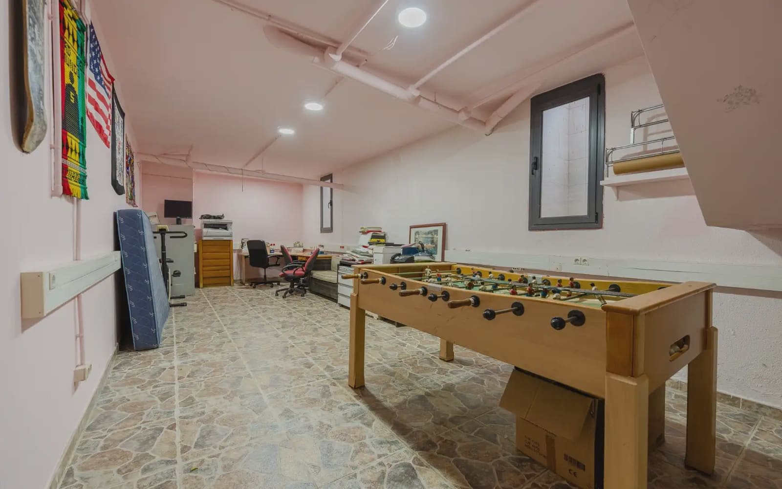 4 sypialnia Willa na sprzedaż w Aiguaviva z basenem garażem - 789 000 € (Ref: 9921102)