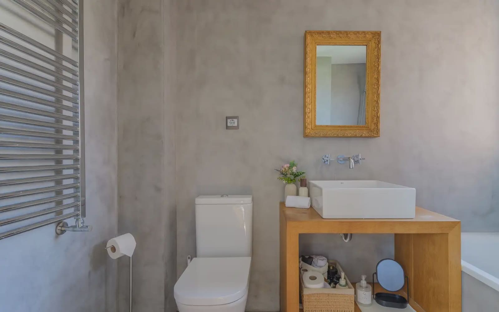 4 bedroom Flat for sale in Madrid city with pool - € 695,000 (Ref: 9921412)