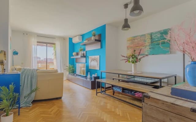 4 soveværelse Lejlighed til salg i Peñagrande, Madrid by med swimmingpool - € 695.000 (Ref: 9921412)