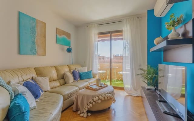 4 soveværelse Lejlighed til salg i Peñagrande, Madrid by med swimmingpool - € 695.000 (Ref: 9921412)