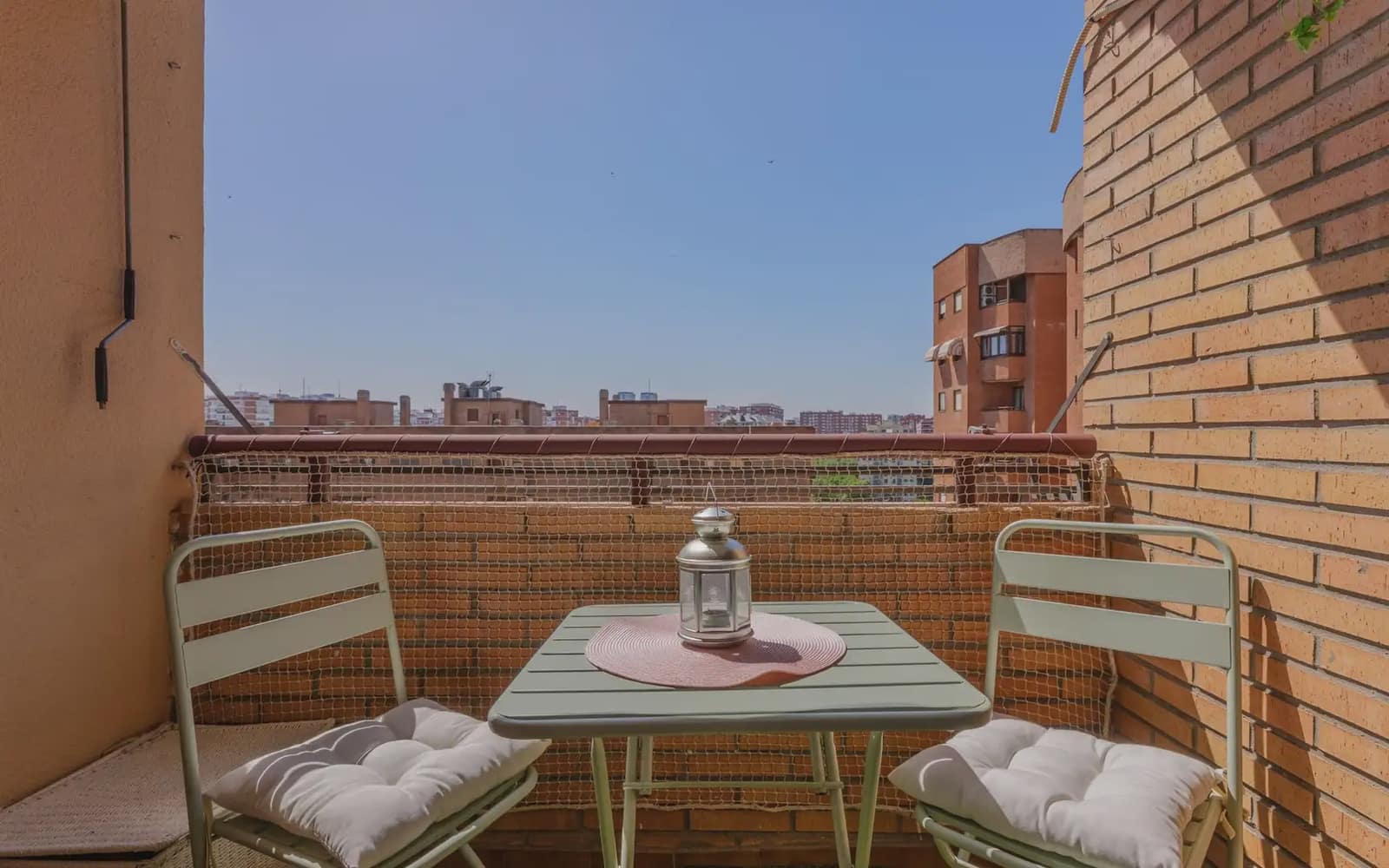 4 bedroom Flat for sale in Madrid city with pool - € 695,000 (Ref: 9921412)