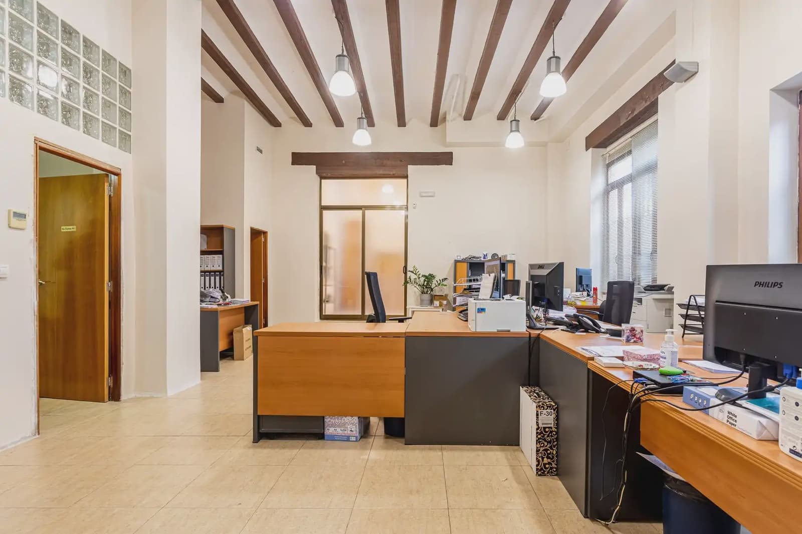 Local Comercial en València ciudad en venta - 750.000 € (Ref: 9921413)
