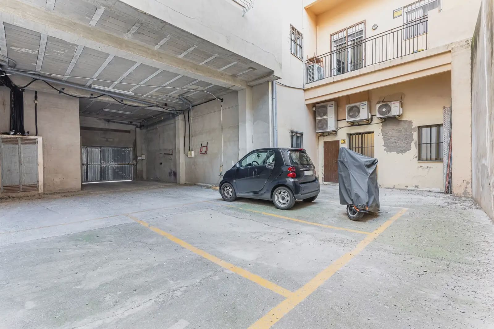 Local Comercial en València ciudad en venta - 750.000 € (Ref: 9921413)