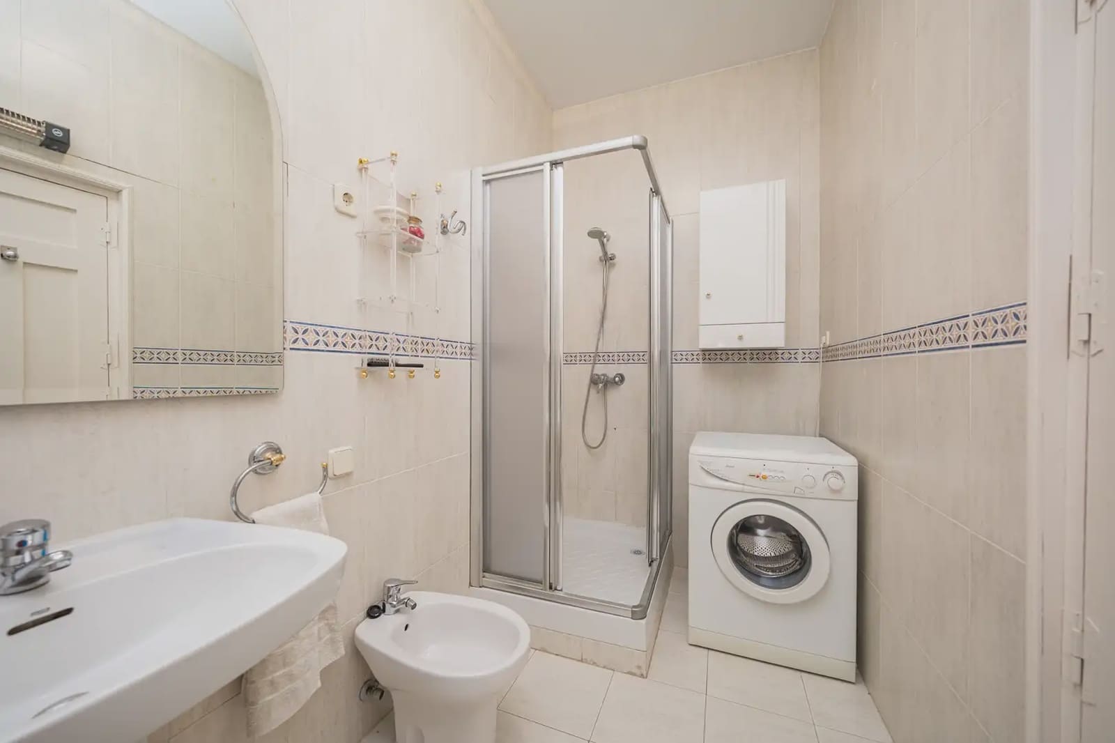 5 slaapkamer Flat te koop in Madrid stad - € 1.319.500 (Ref: 9924951)