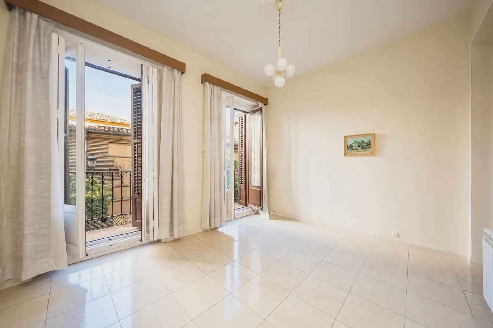 5 slaapkamer Flat te koop in Madrid stad - € 1.319.500 (Ref: 9924951)