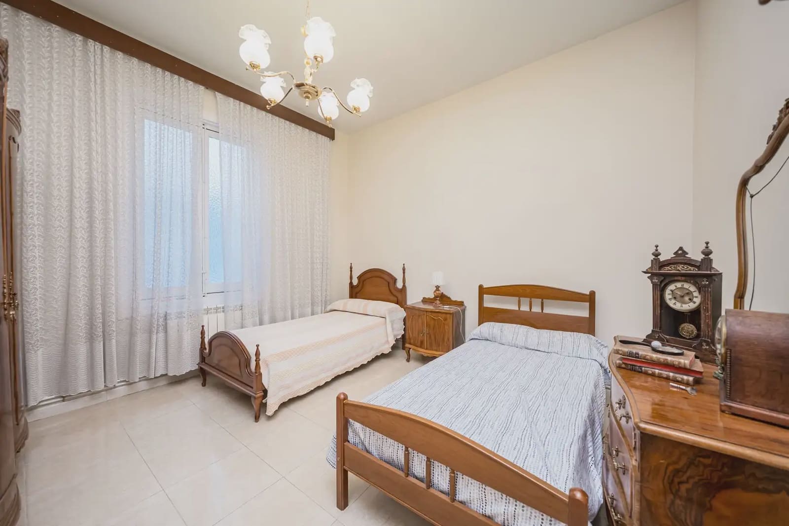 5 slaapkamer Flat te koop in Madrid stad - € 1.319.500 (Ref: 9924951)