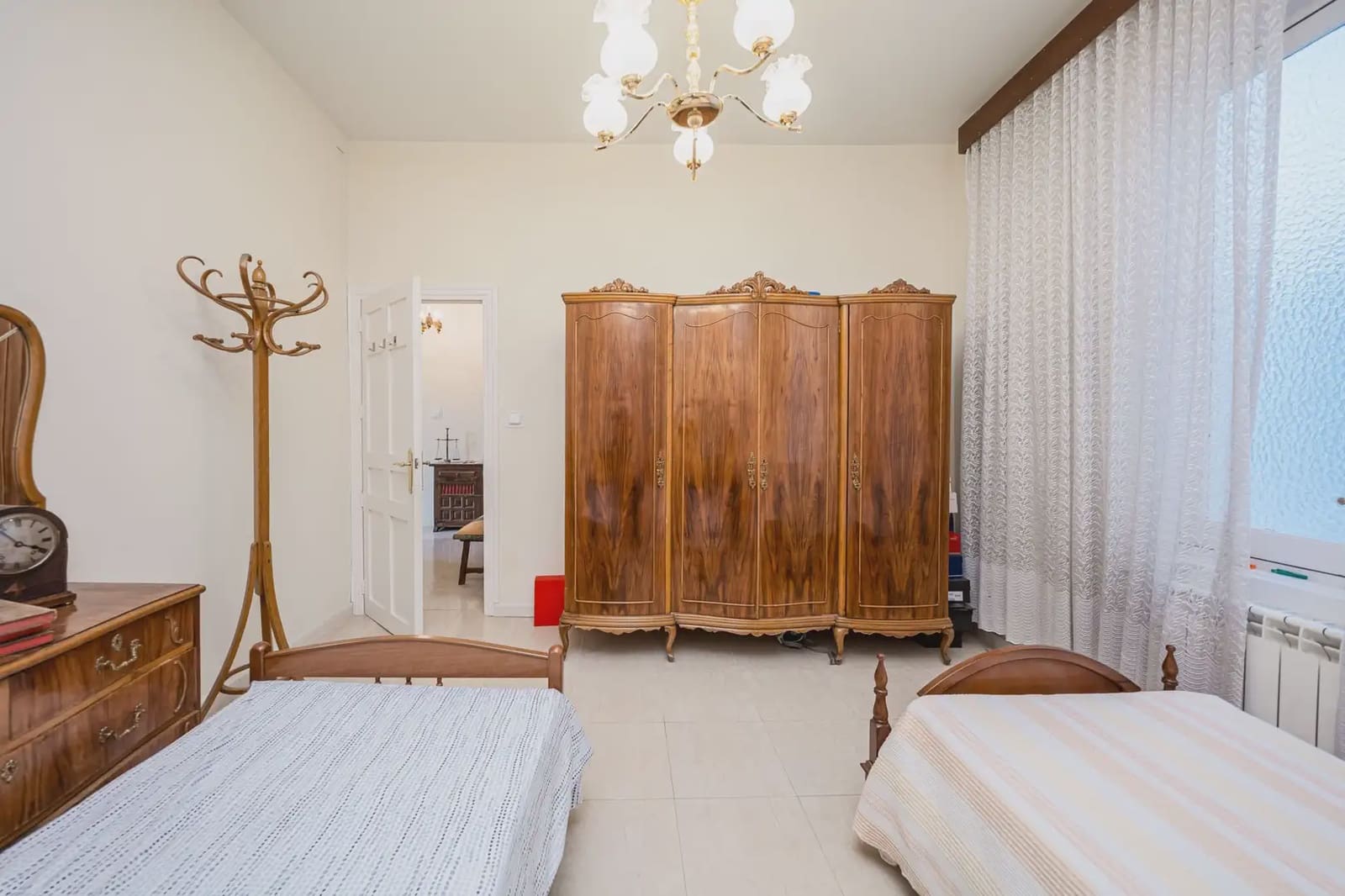 5 slaapkamer Flat te koop in Madrid stad - € 1.319.500 (Ref: 9924951)