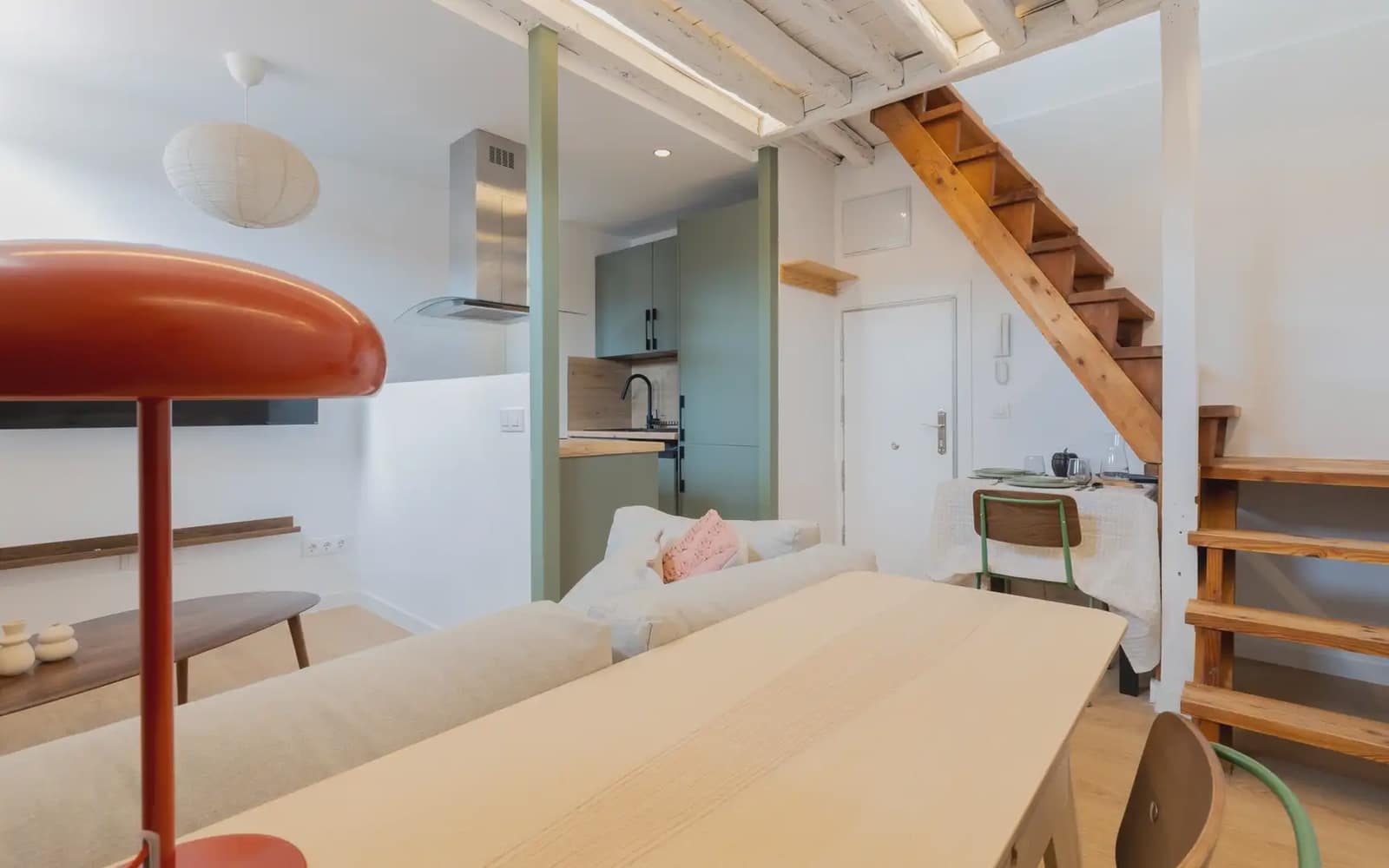 2 bedroom Apartment for rent in Madrid city - € 1,400 (Ref: 9928365)